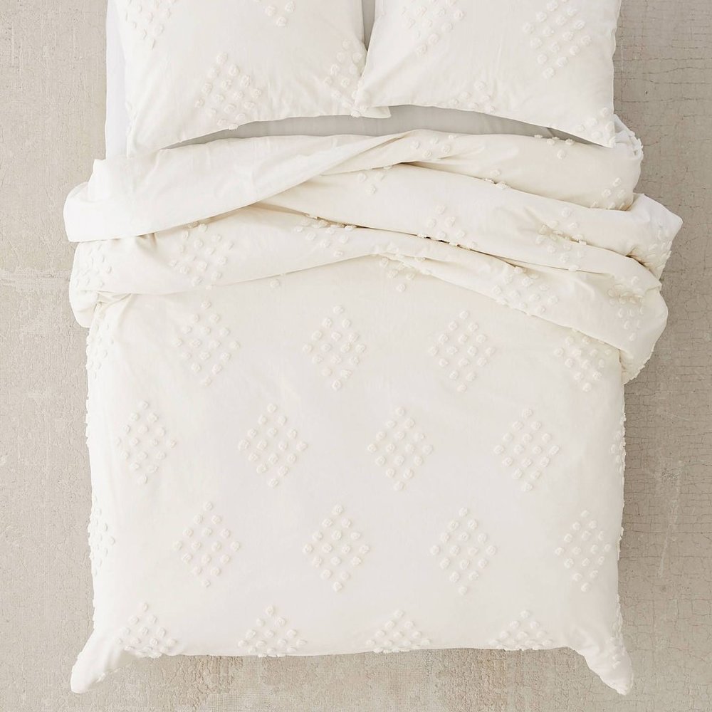 NWOT URBAN OUTFITTERS Tufted Geo Dot Duvet Cover Twin XL Cream - Picture 2 of 4